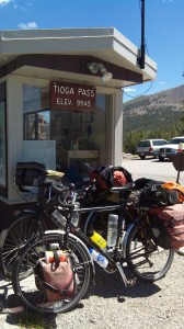 Finally we made it up to Tioga Pass! This is the higest pass in the Sierra Nevada mountanis (9,945 feet, 2900 meters), our highest altitude yet in the U.S., and our highest altitude since being in the Andes in South America.